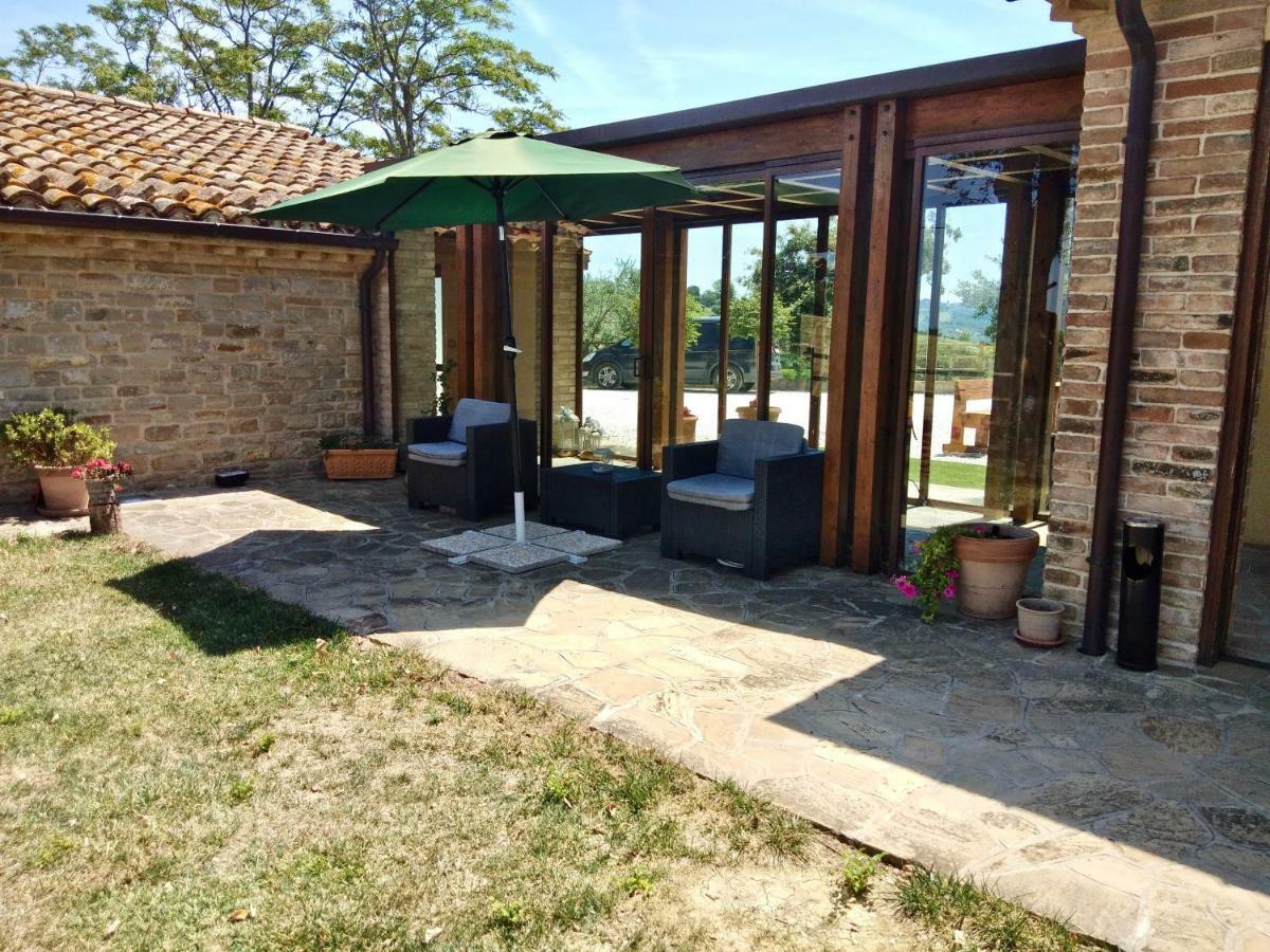 Agriturismo "Le Piagge" Castelplanio エクステリア 写真