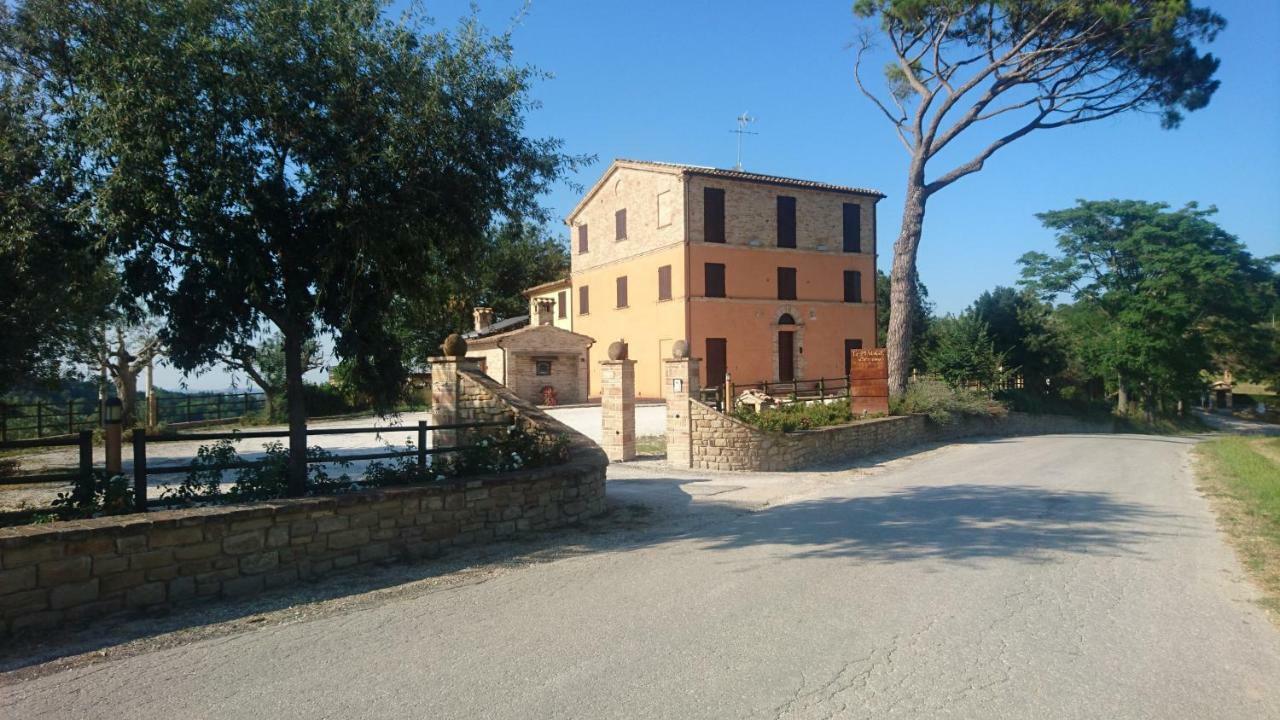 Agriturismo "Le Piagge" Castelplanio エクステリア 写真